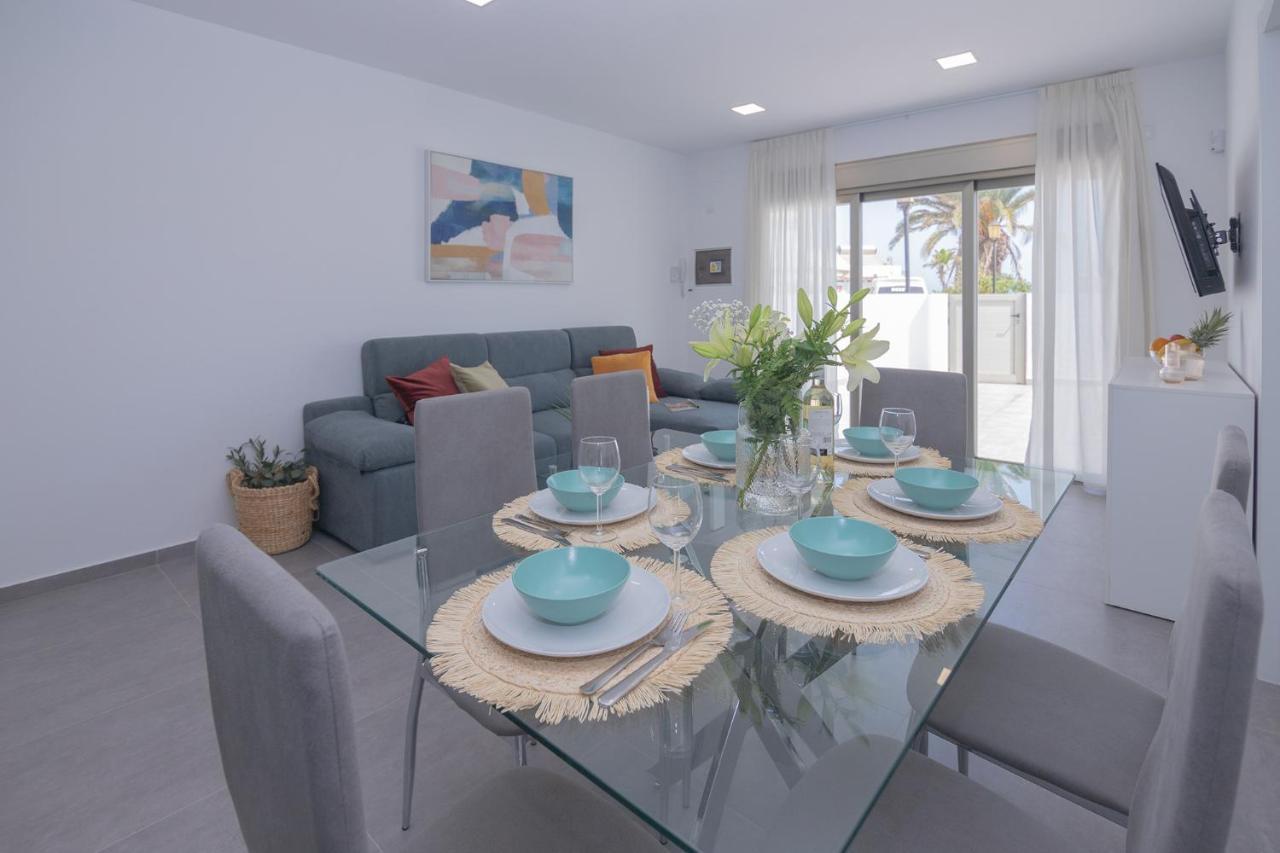 Apartment Family 1 Beachfront Corralejo By Holidays Home Bagian luar foto